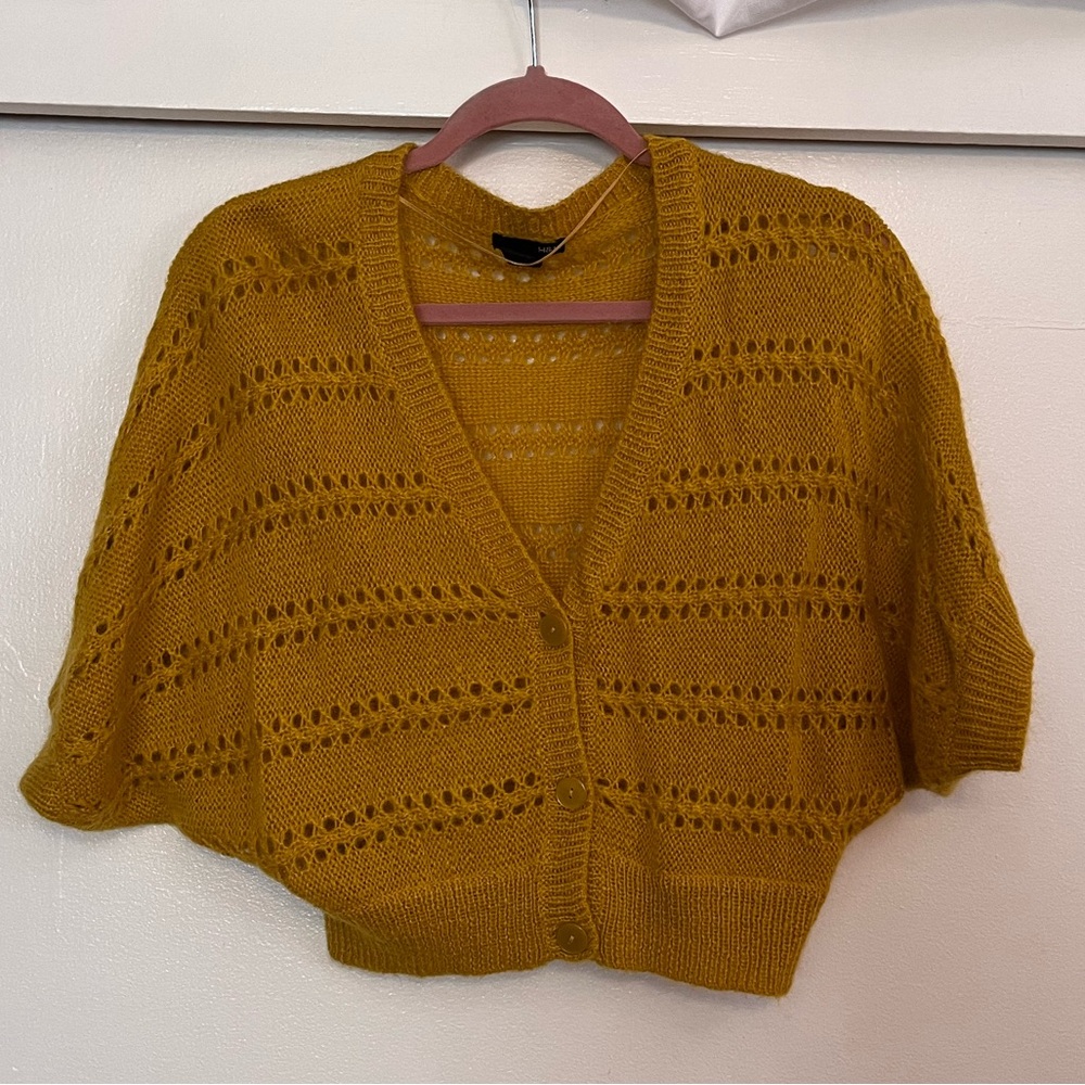 H&M sweater.